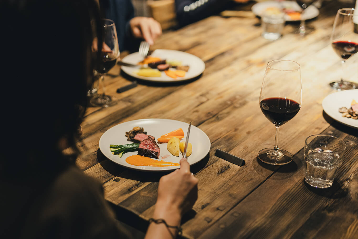 バケーションレンタルで本格コース料理